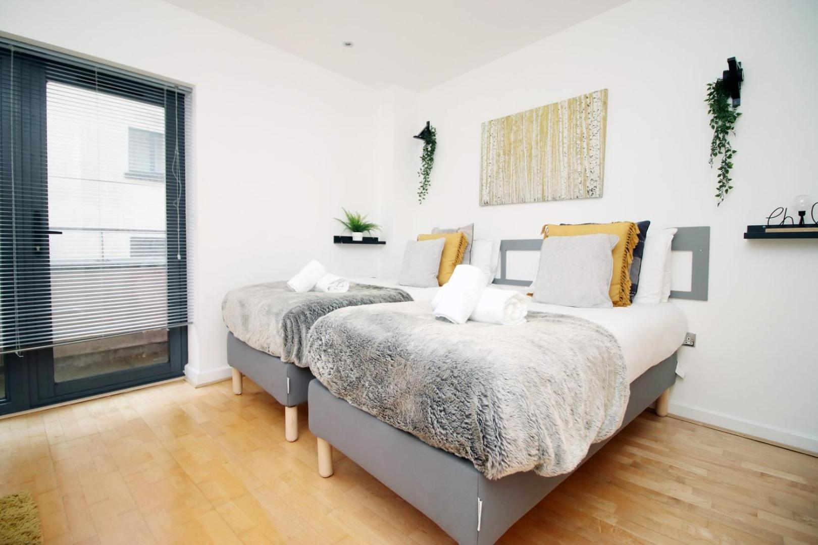 Centrally Located Spacious 2Br | Cohost Partners كارديف المظهر الخارجي الصورة