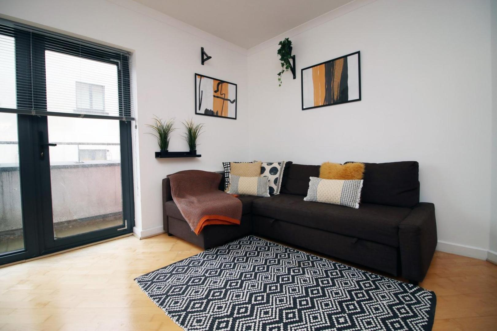 Centrally Located Spacious 2Br | Cohost Partners كارديف المظهر الخارجي الصورة